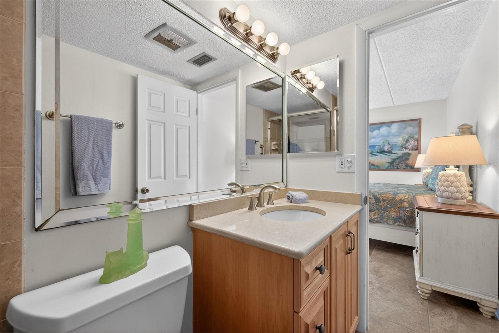 Condominium at 865 S GULFVIEW BLVD #207, CLEARWATER BEACH, photo 23 of 49