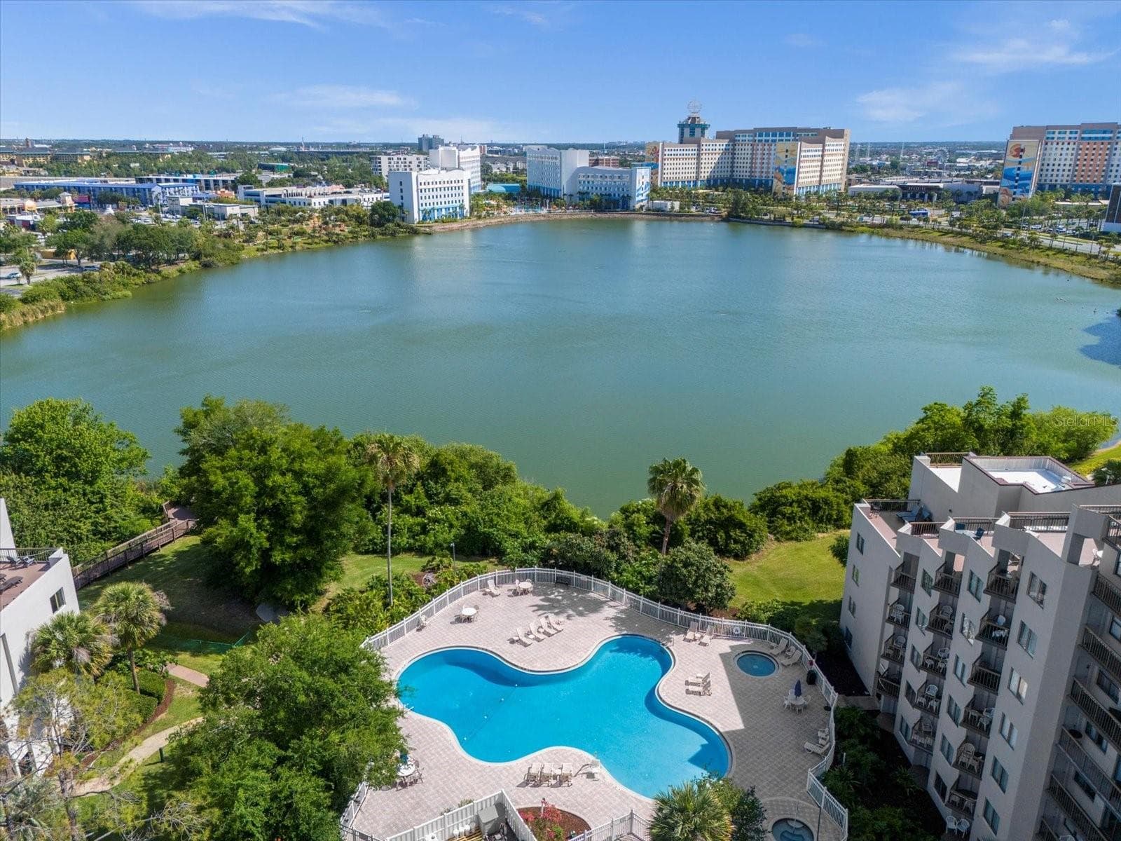 Condo - Hotel at 6165 CARRIER DR #3207, ORLANDO, photo 27 of 37