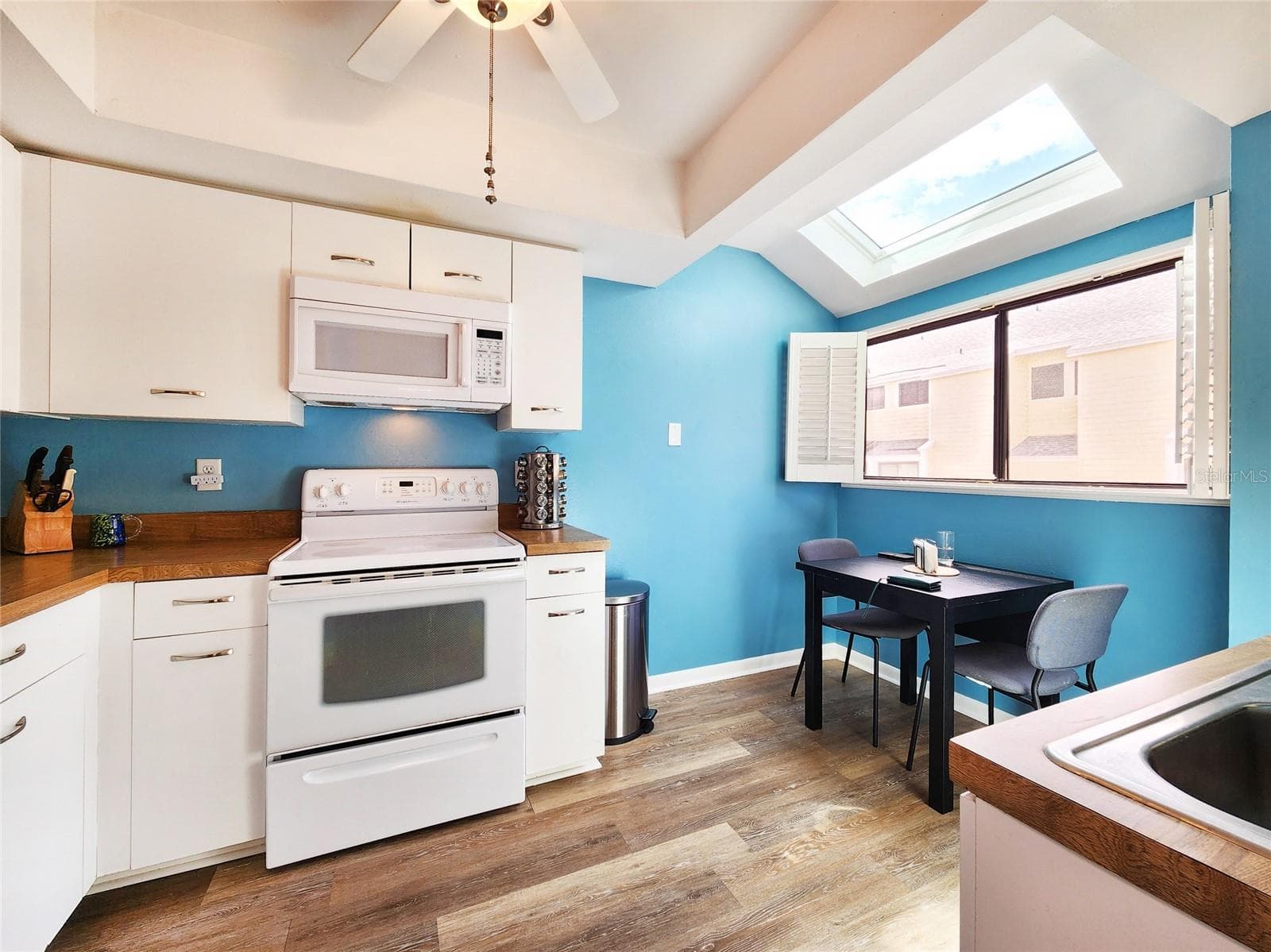 Townhouse at 1500 SUNSET RD BLDG C #C7, TARPON SPRINGS, photo 9 of 70