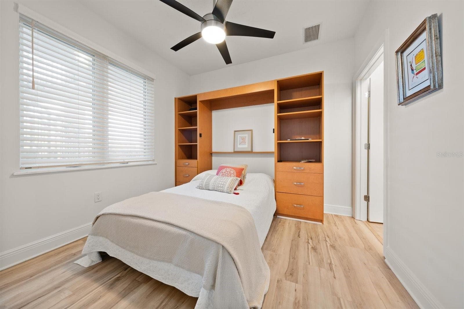 2nd bedroom with Murphy bed - 1030 BELLASOL WAY #3201, APOLLO BEACH