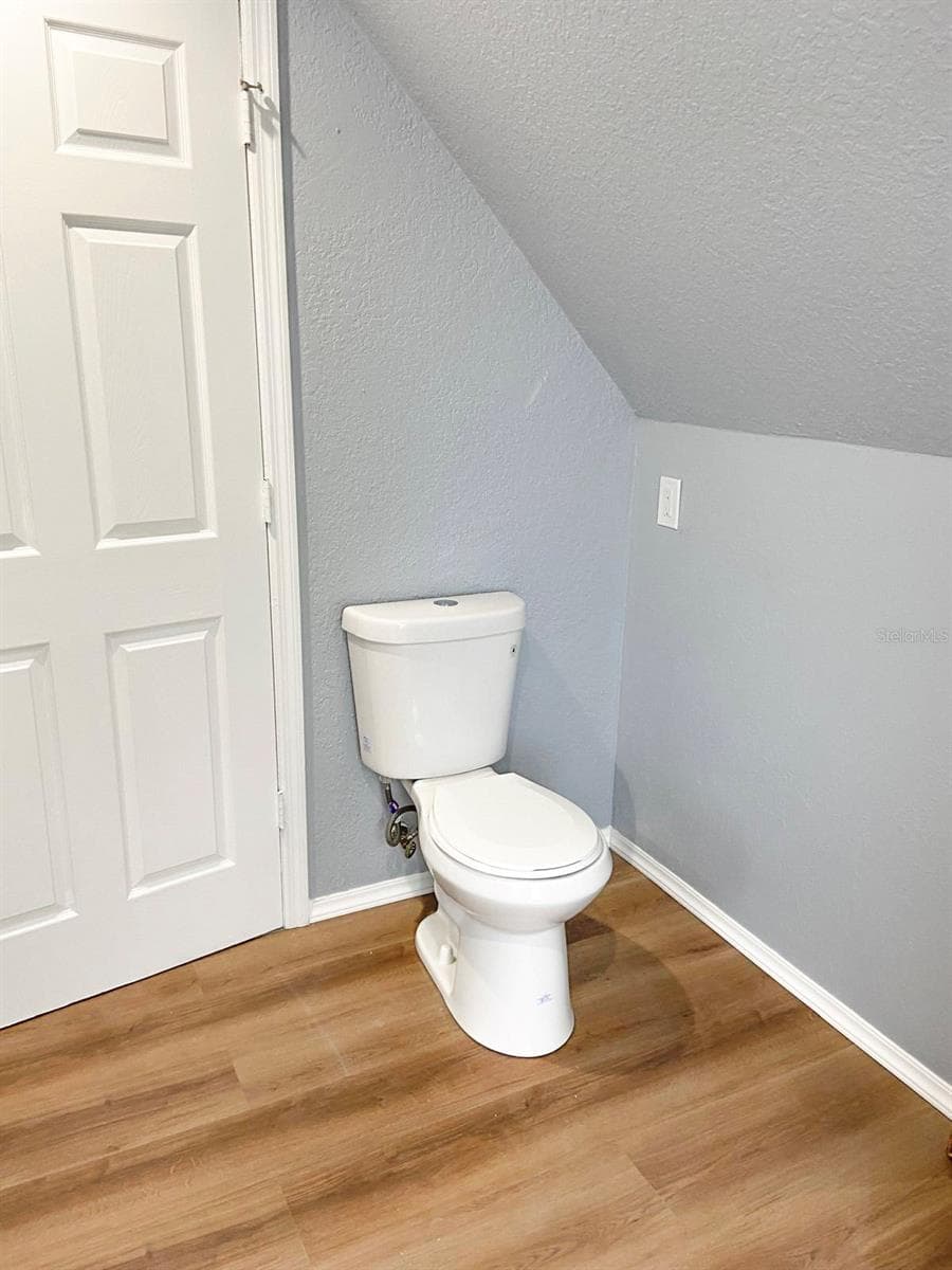 Attic Bathroom - 141 S HIAWASSEE RD, ORLANDO