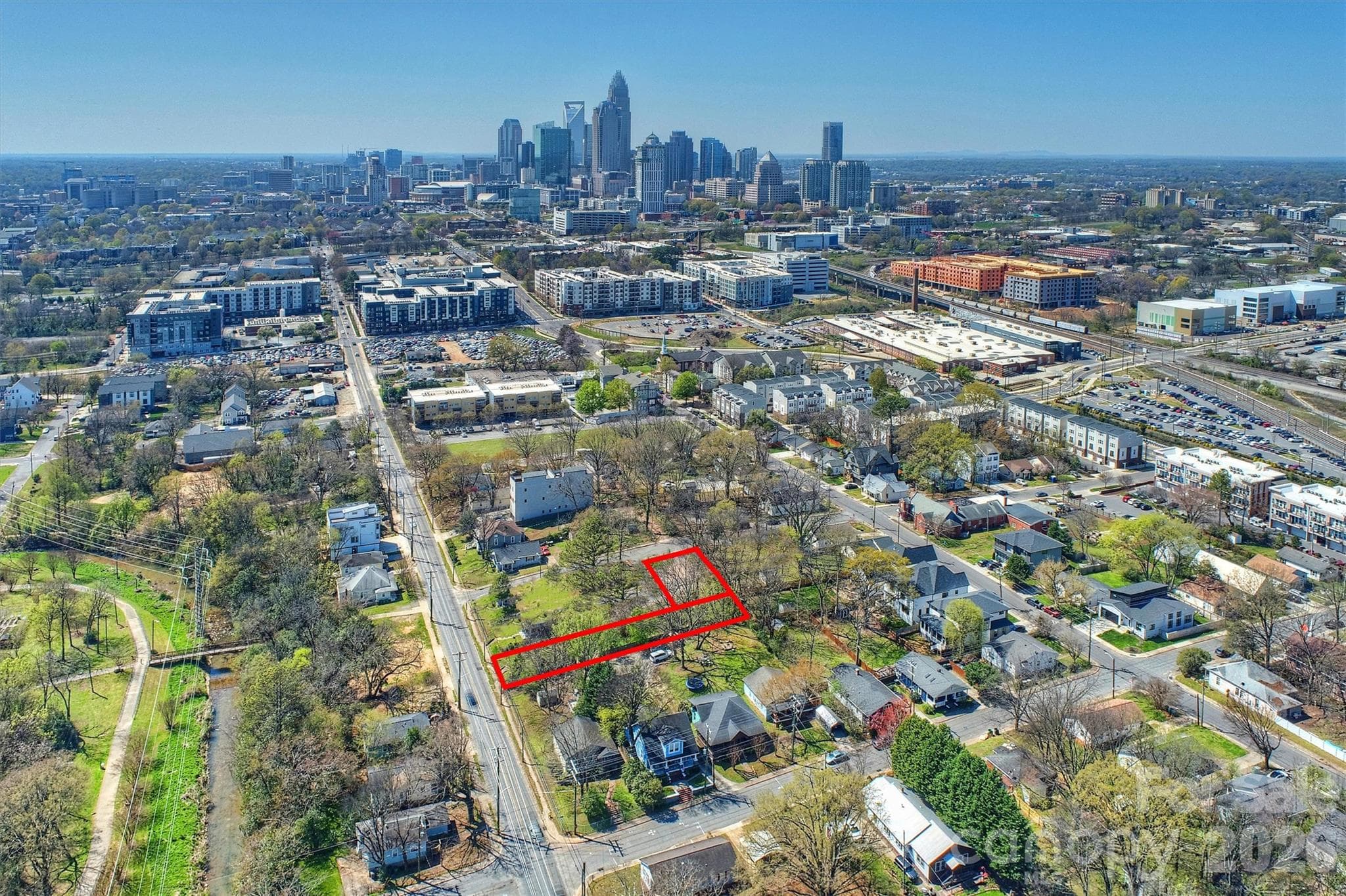 Lot at Charlotte, photo 2 of 8