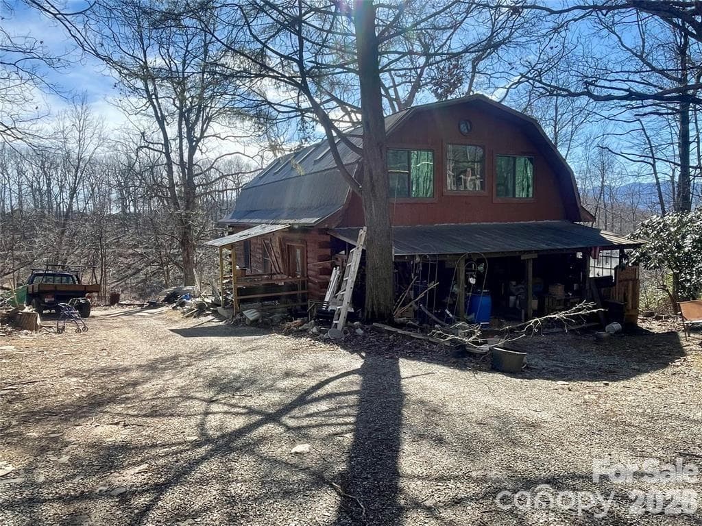 705 Doc Howell Road