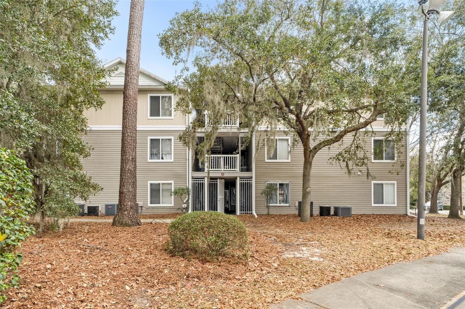 4000 SW 23RD ST #4-303