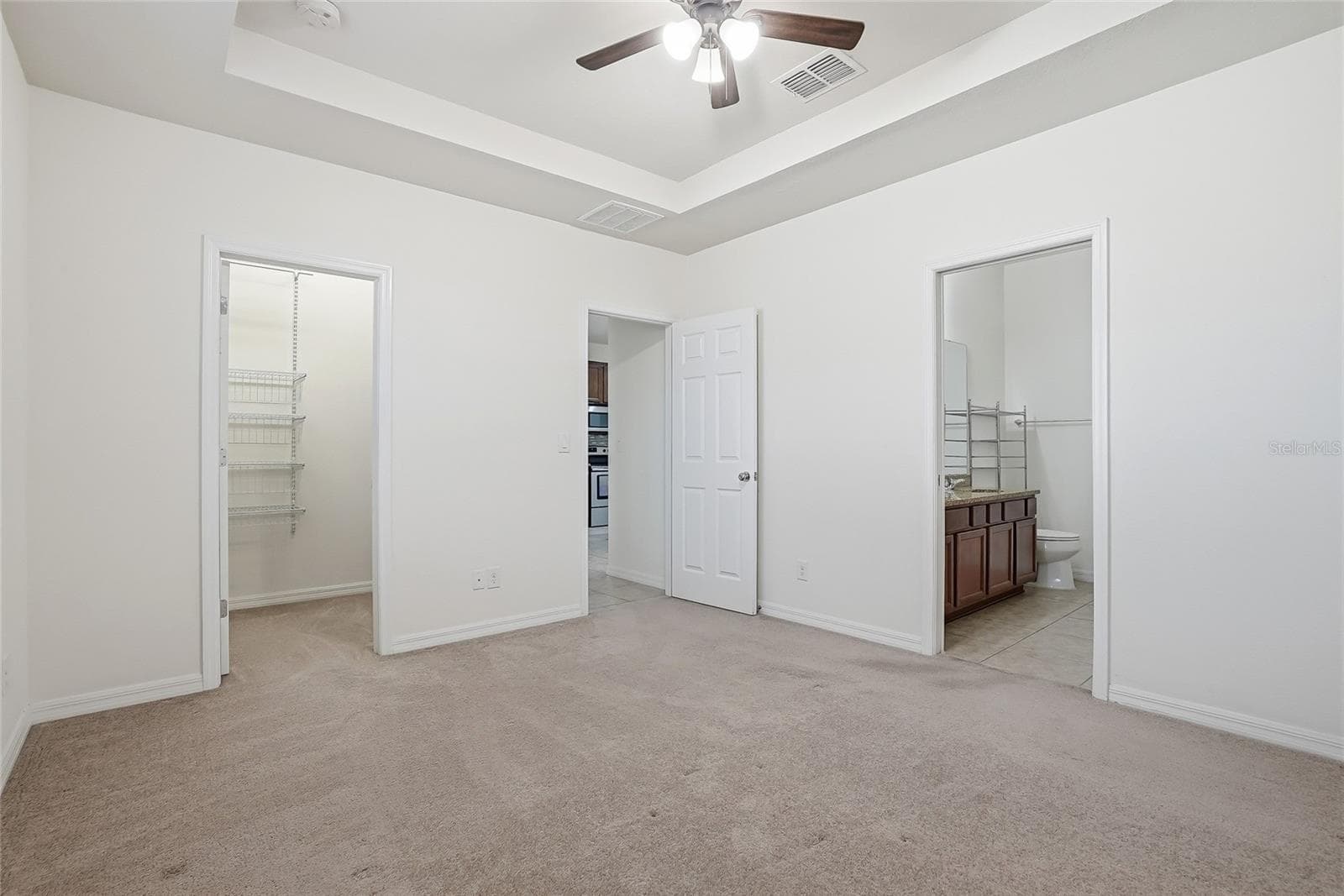 Master Bedroom Look at the TRAY CEILING - 1724 PASSAGE KEY LN, RUSKIN