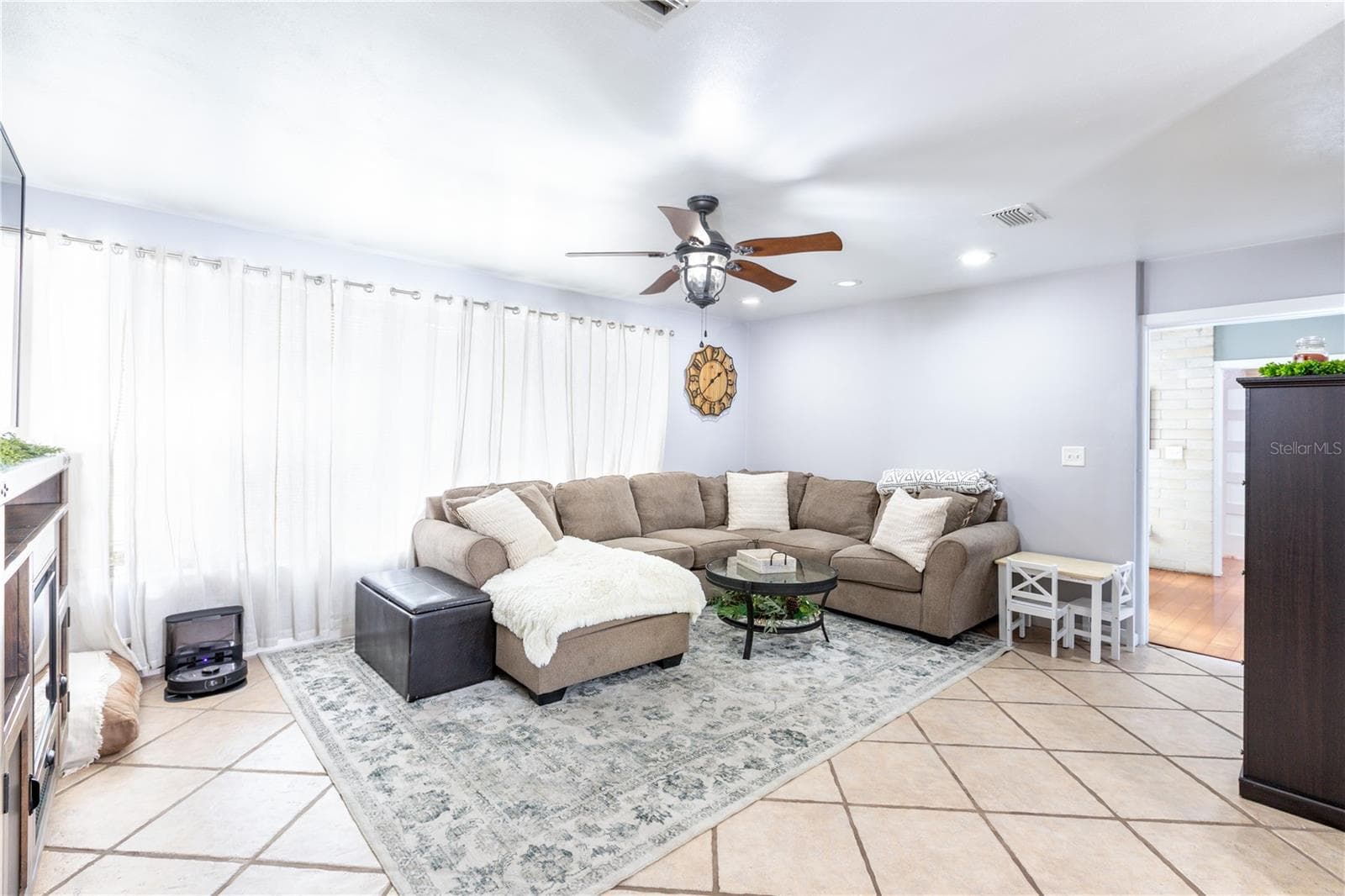 Single Family Residence at 12182 SW STATE ROAD 45, ARCHER, photo 6 of 53