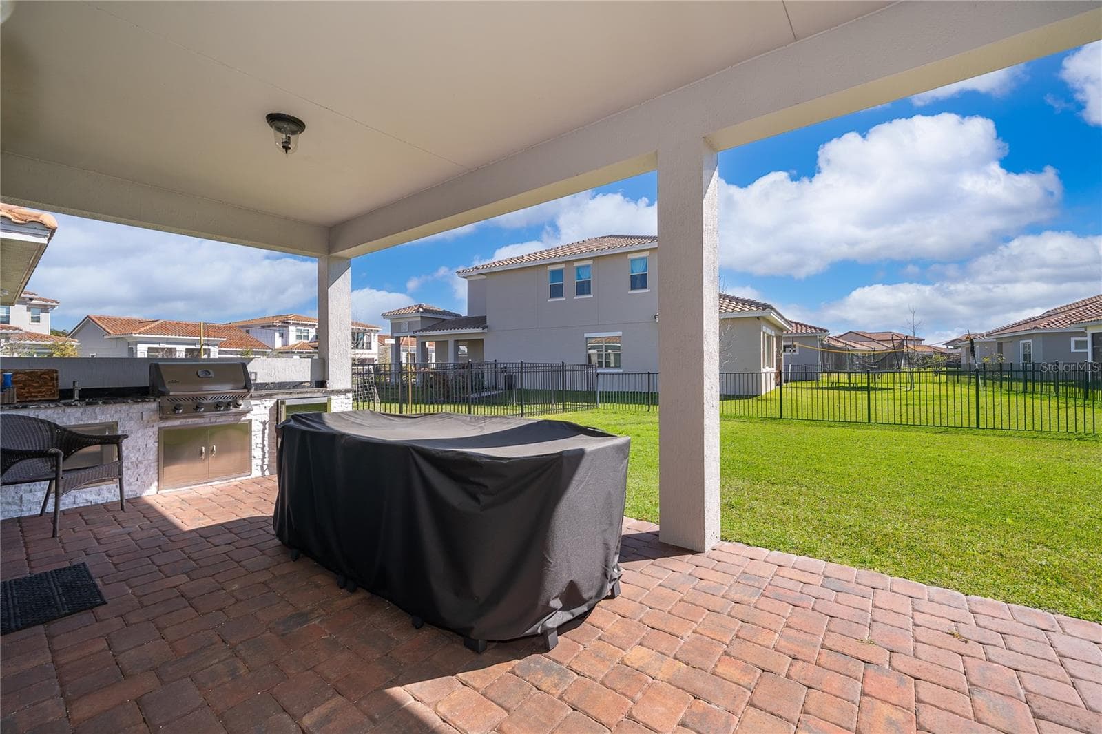 Single Family Residence at 8124 MABURY LN, ORLANDO, photo 17 of 39
