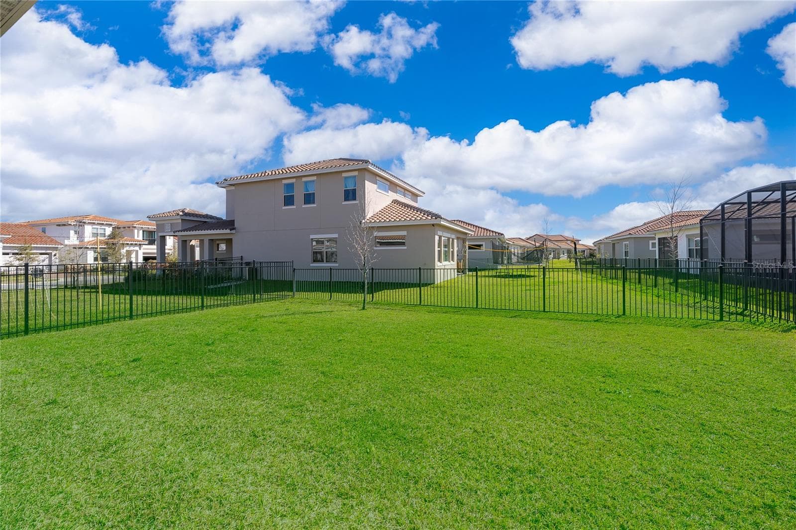 Single Family Residence at 8124 MABURY LN, ORLANDO, photo 18 of 39
