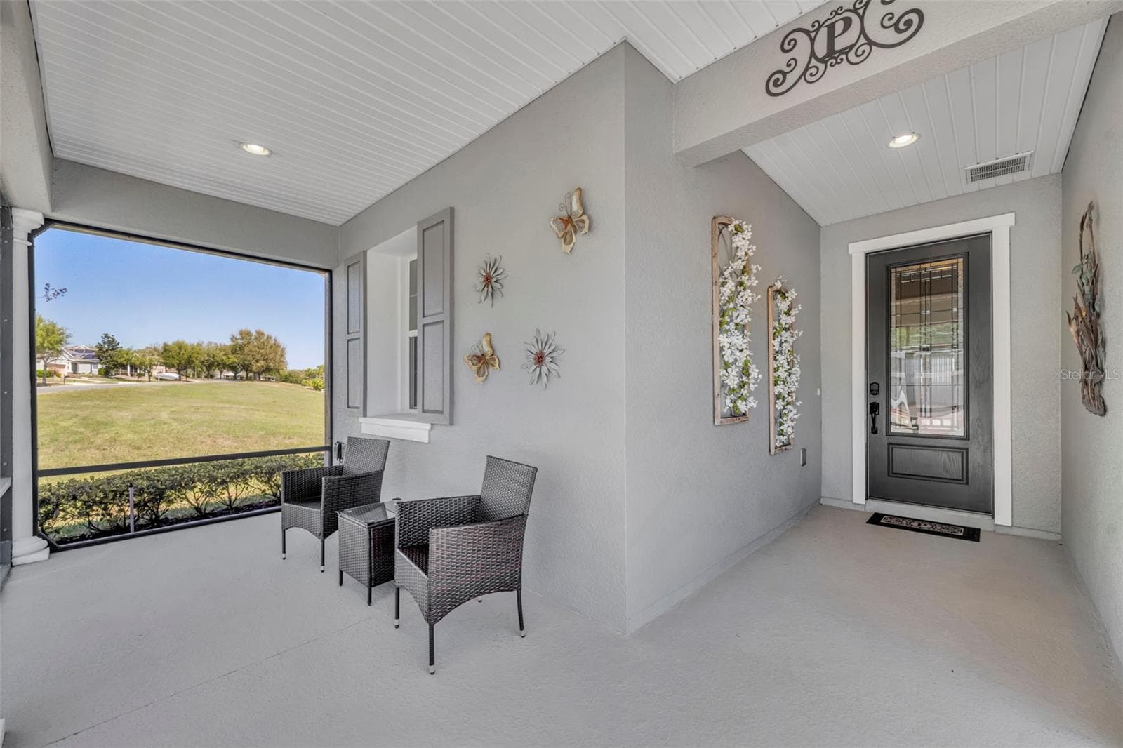 Single Family Residence at 334 SILVER MAPLE RD, GROVELAND, photo 5 of 57