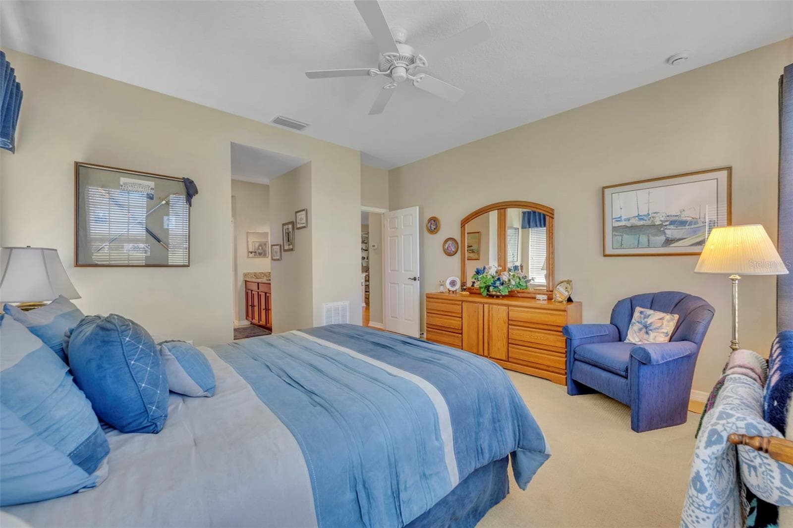 Single Family Residence at 334 SILVER MAPLE RD, GROVELAND, photo 30 of 57