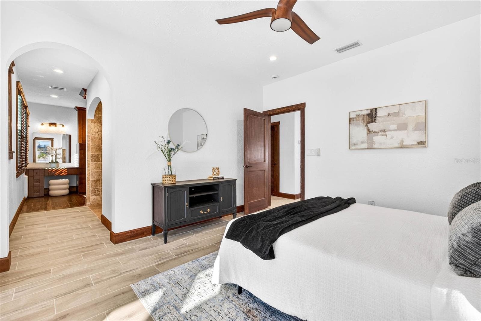 Single Family Residence at 236 SAN SALVADOR DR, DUNEDIN, photo 23 of 91