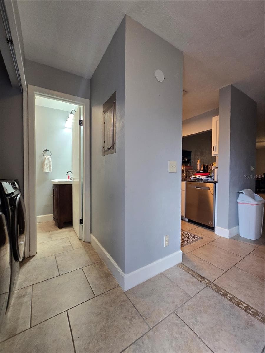 Townhouse at 2115 NE 38TH AVE, OCALA, photo 21 of 38