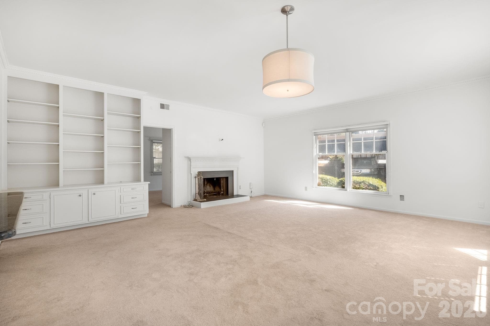 Condominium at Charlotte, photo 10 of 27