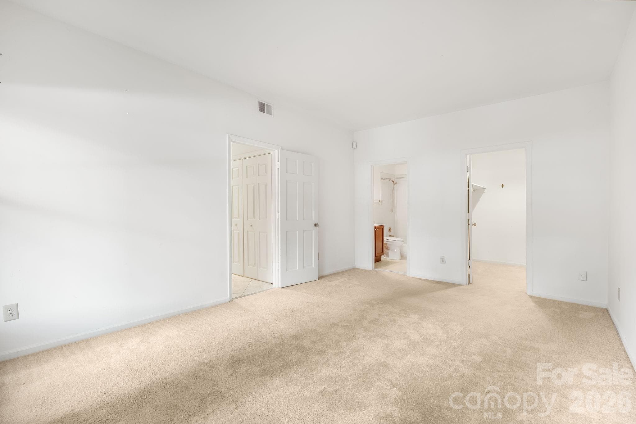 Condominium at Charlotte, photo 16 of 27
