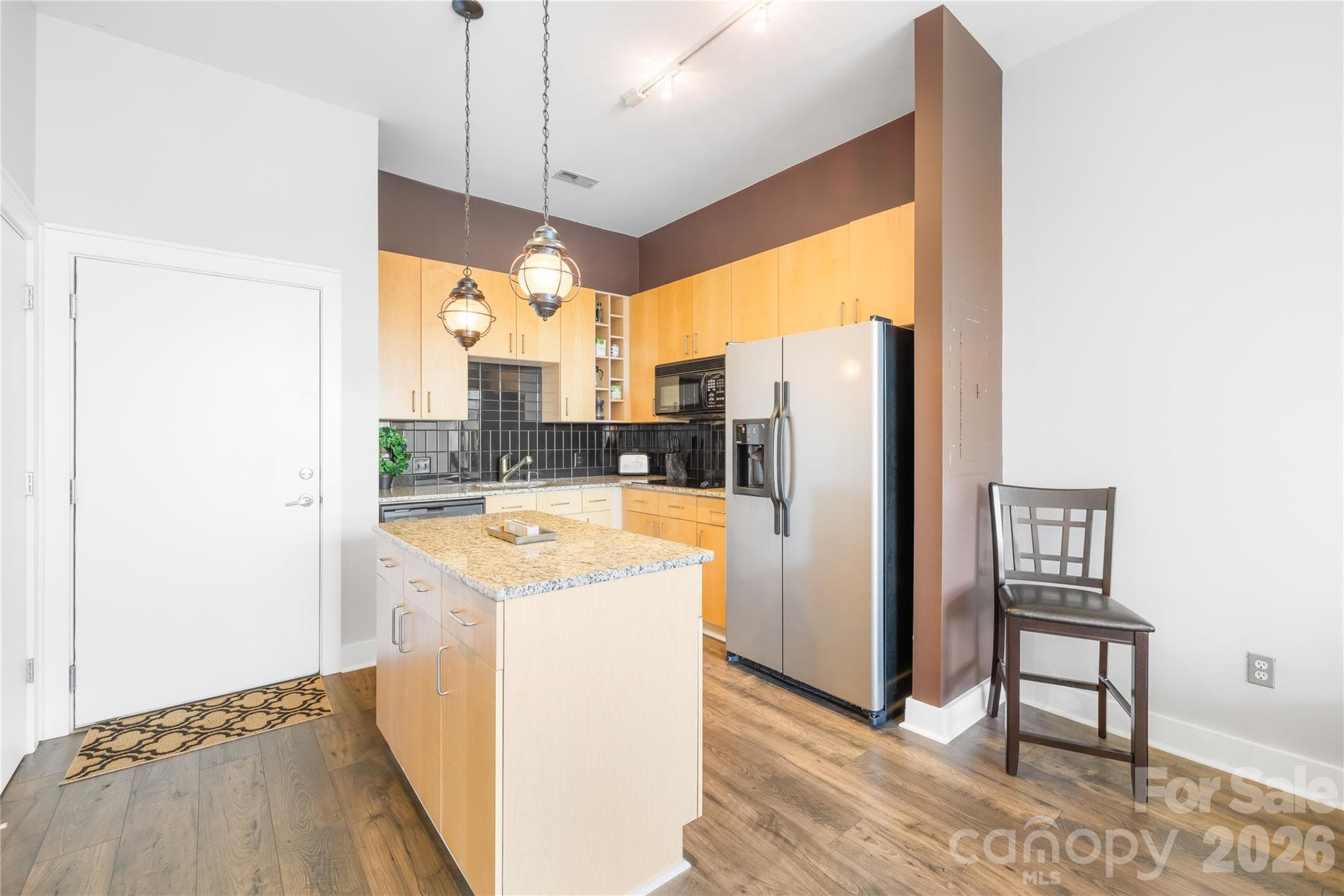Condominium at 706 N Davidson Street, Charlotte, photo 4 of 28