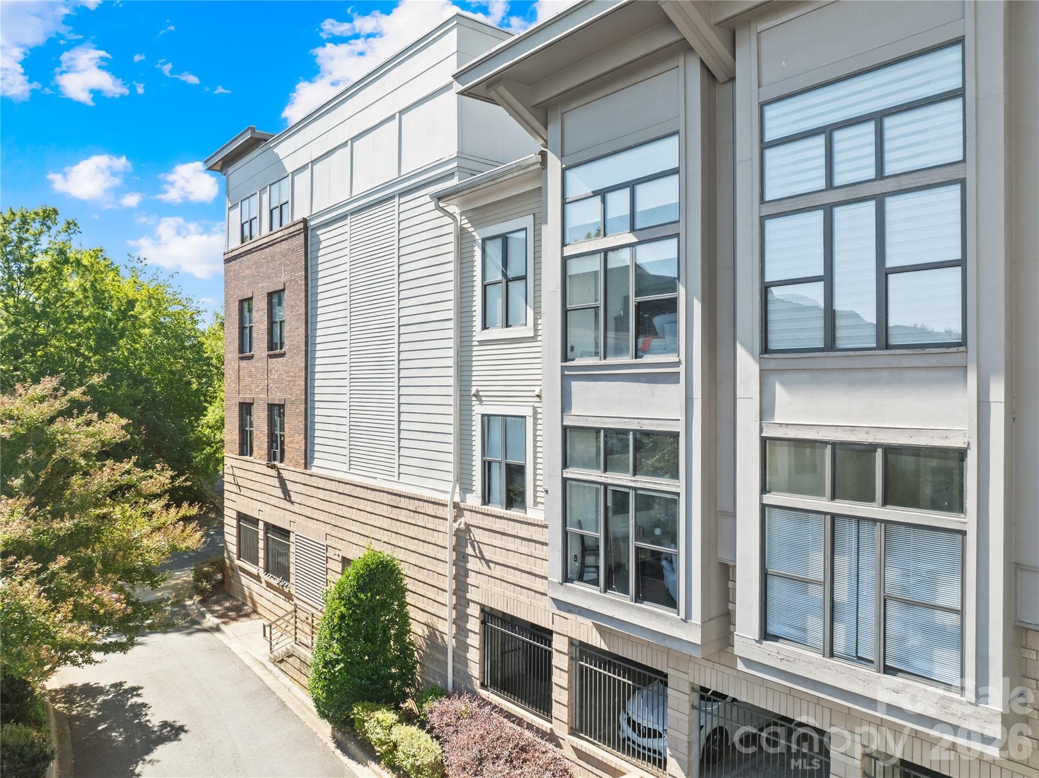 Condominium at 706 N Davidson Street, Charlotte, photo 22 of 28