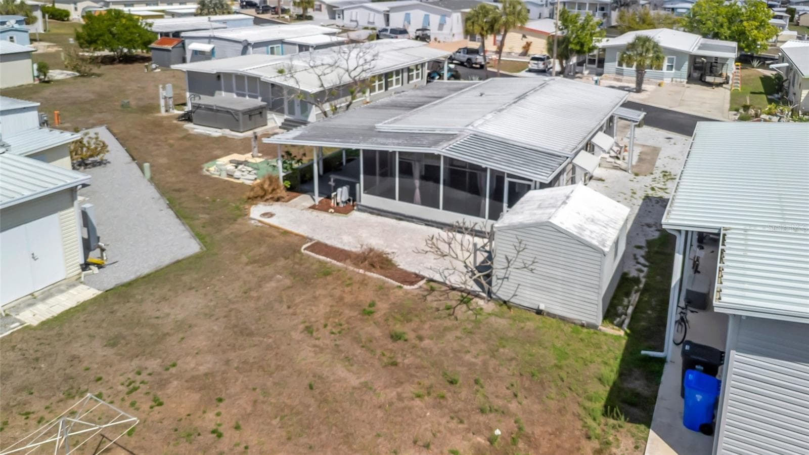 Manufactured Home at 110 E SAINT LUCIA LOOP, APOLLO BEACH, photo 4 of 39