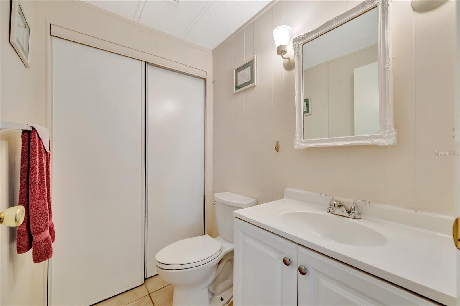 Manufactured Home at 110 E SAINT LUCIA LOOP, APOLLO BEACH, photo 18 of 39