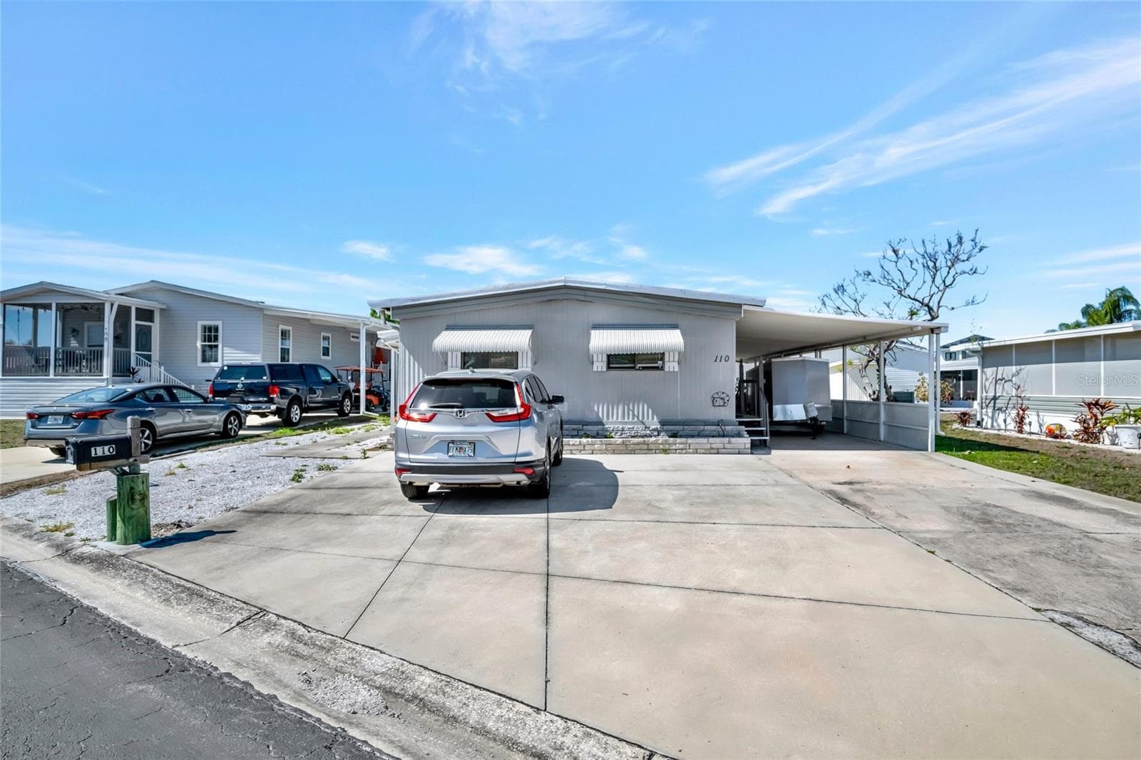 Manufactured Home at 110 E SAINT LUCIA LOOP, APOLLO BEACH, photo 37 of 39