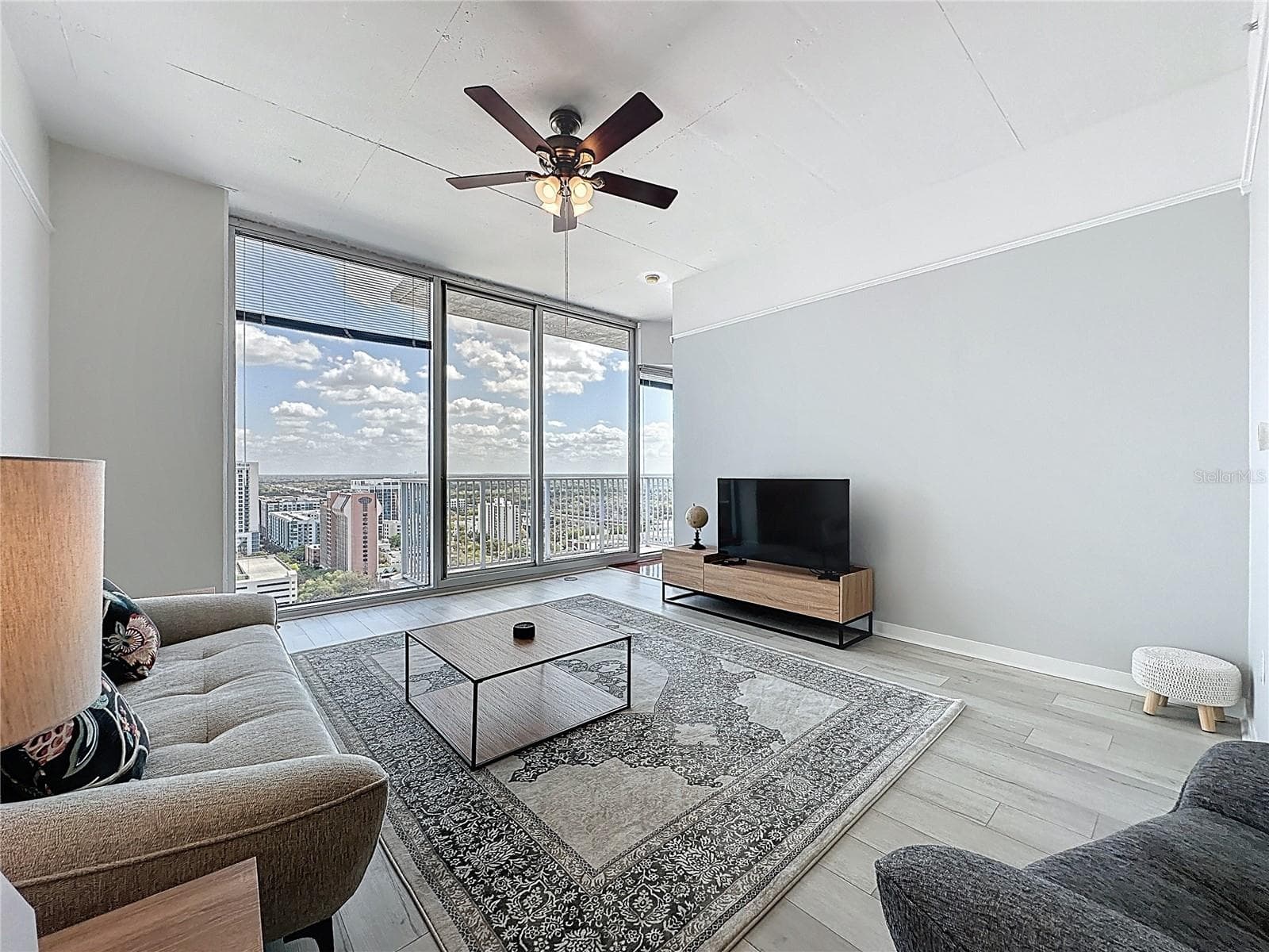 Condominium at 155 S COURT AVE #1911, ORLANDO, photo 4 of 38