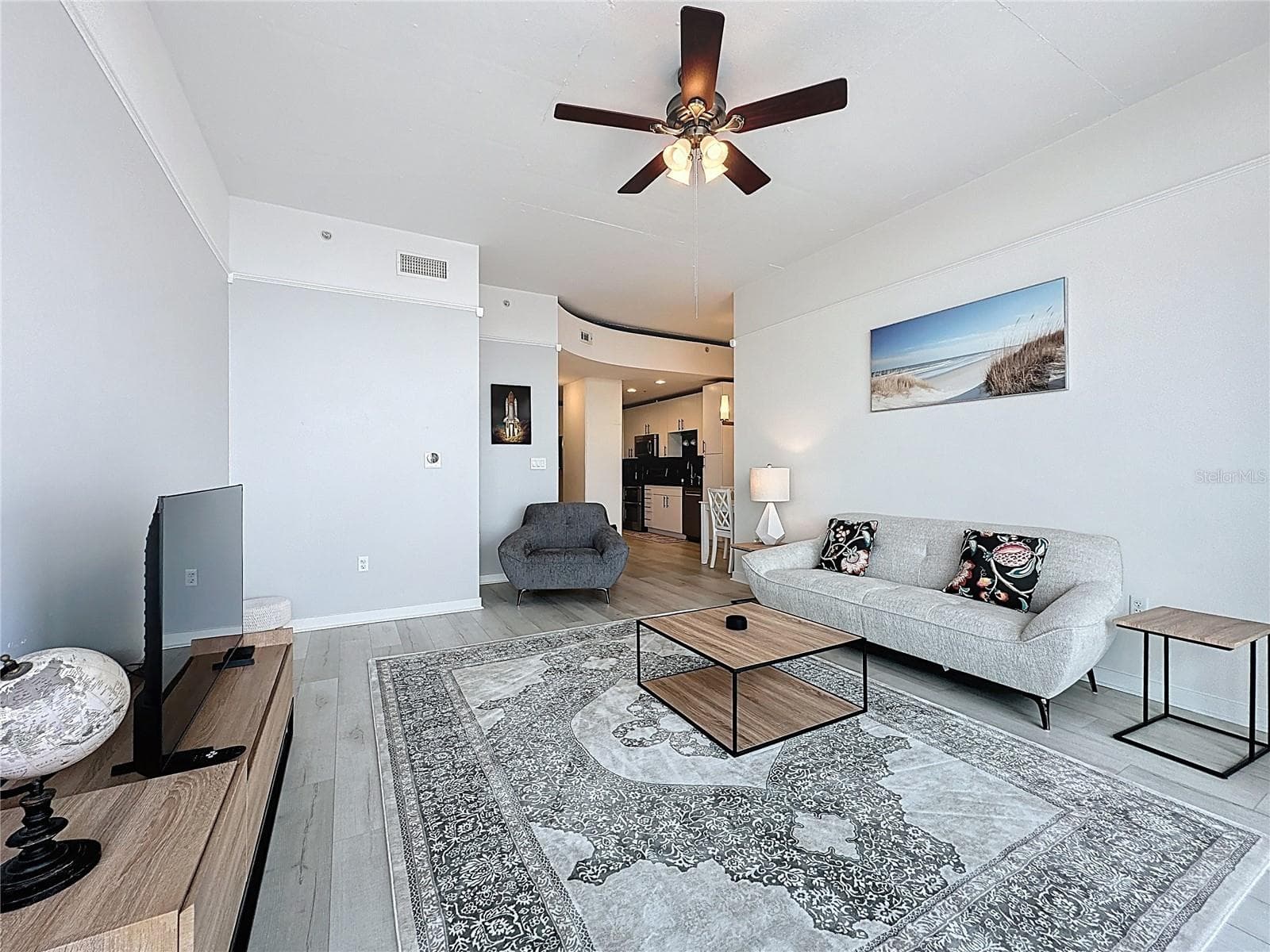 Condominium at 155 S COURT AVE #1911, ORLANDO, photo 5 of 38