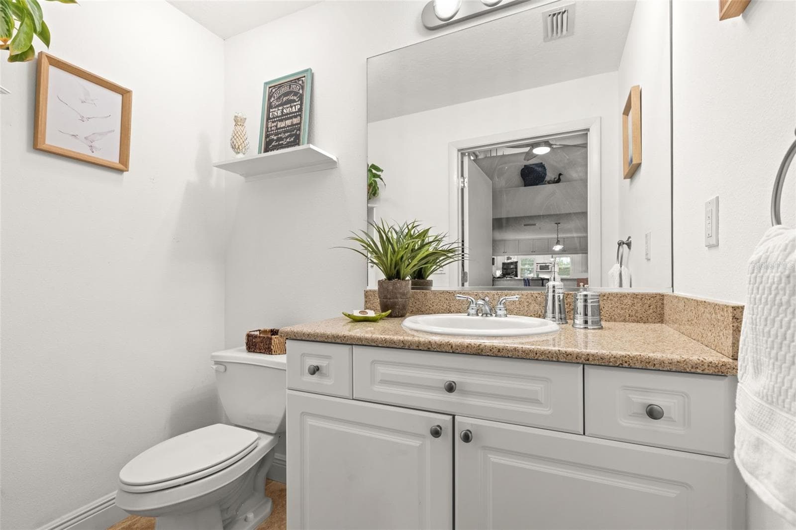 Downstairs 1/2 Bath - 1902 ARROWHEAD DR NE, ST PETERSBURG