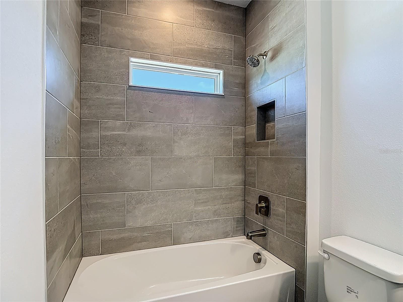 Bath Room 4 - 410 S WEST SHORE BLVD, TAMPA