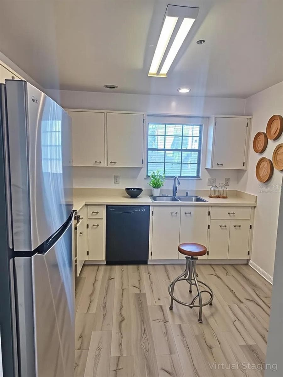 VIRTUALLY STAGED - 11910 SKYLAKE PL #E, TEMPLE TERRACE