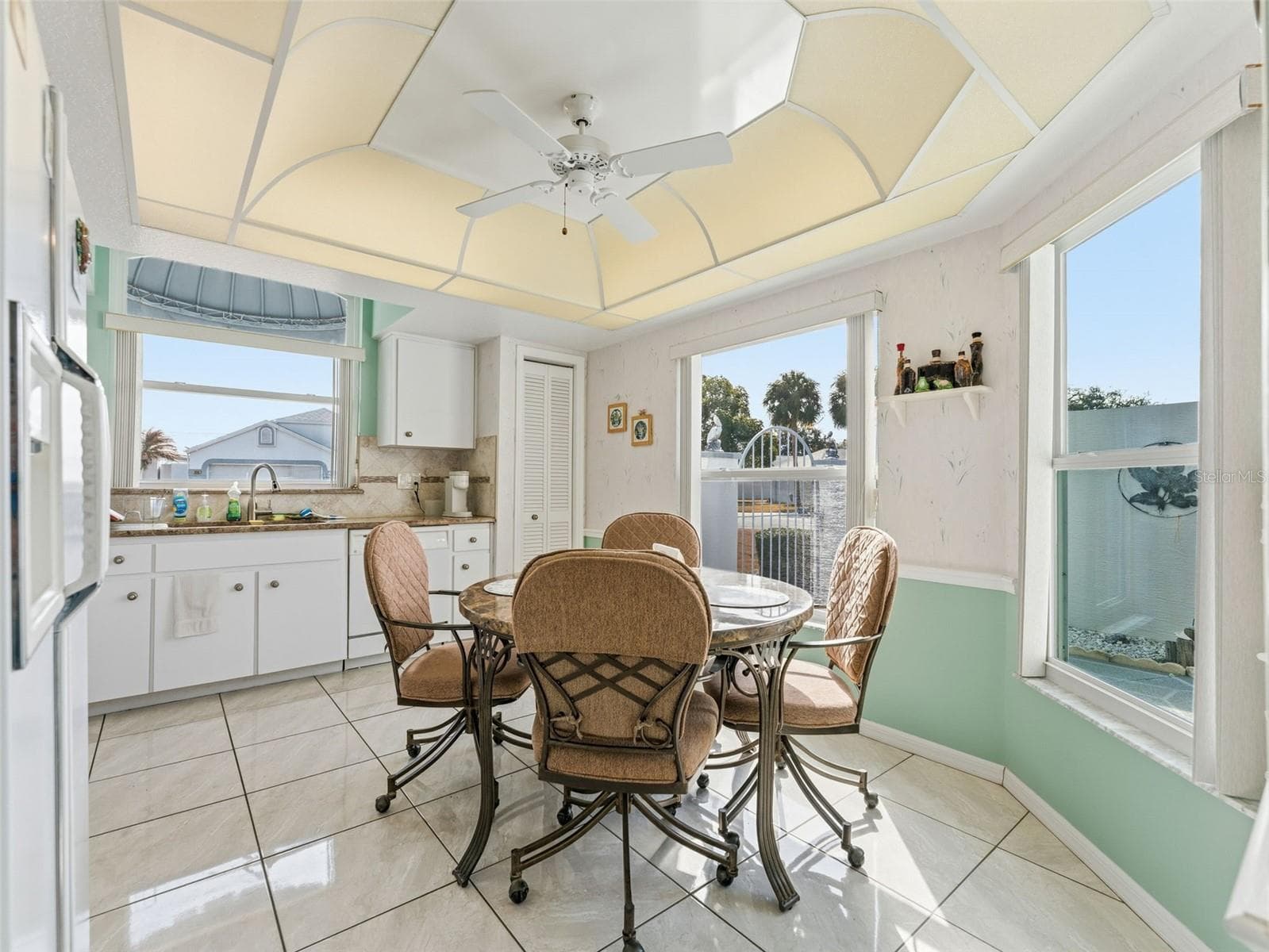 Single Family Residence at 1007 LA BAMBA CT, SPRING HILL, photo 10 of 26