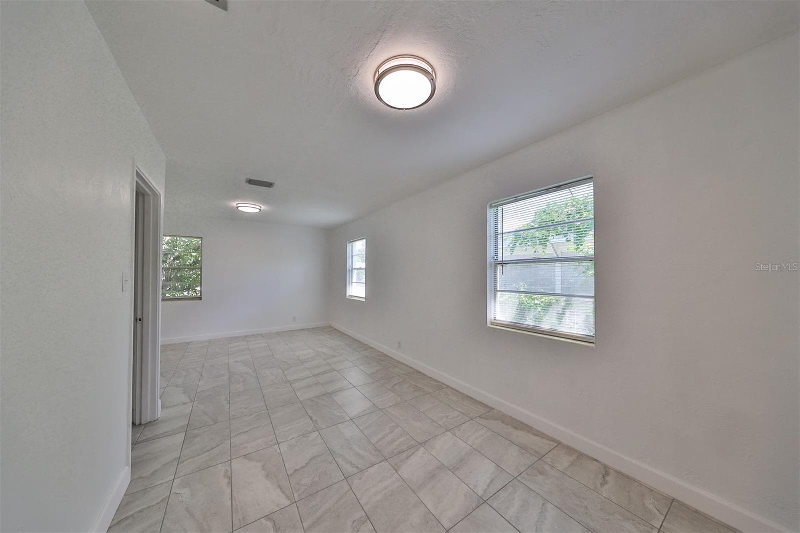 Single Family Residence at 3908 W WALLACE AVE, TAMPA, photo 16 of 36