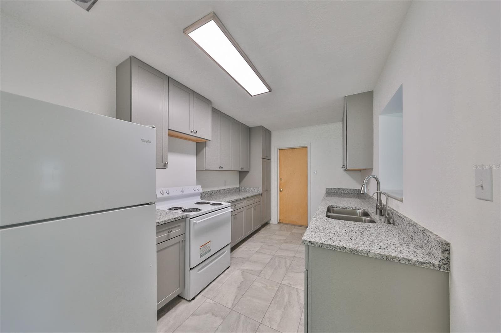 Single Family Residence at 3908 W WALLACE AVE, TAMPA, photo 22 of 36