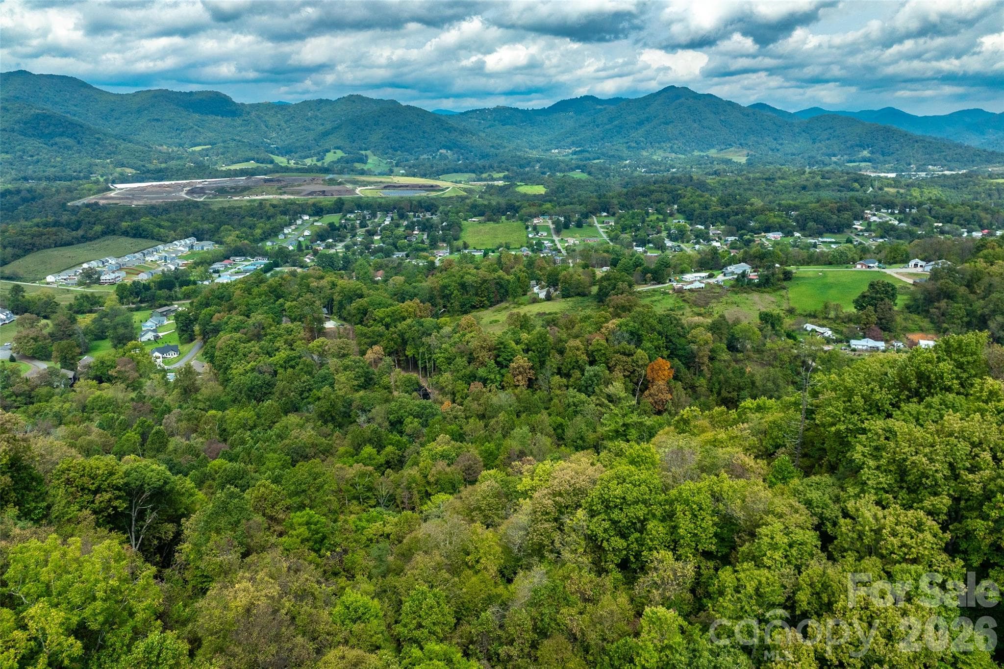 view to the north over Carolina Blvd - 99999 Carolina Boulevard, Canton