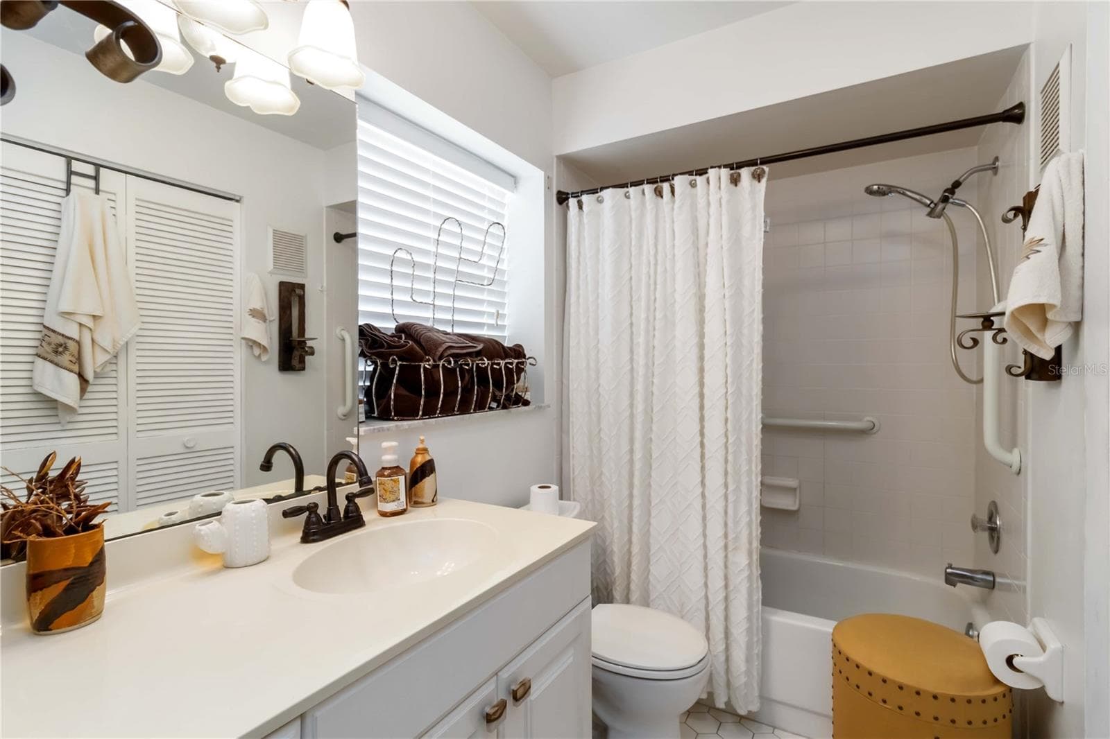 Condominium at 6521 HERITAGE LN #2621, BRADENTON, photo 13 of 23