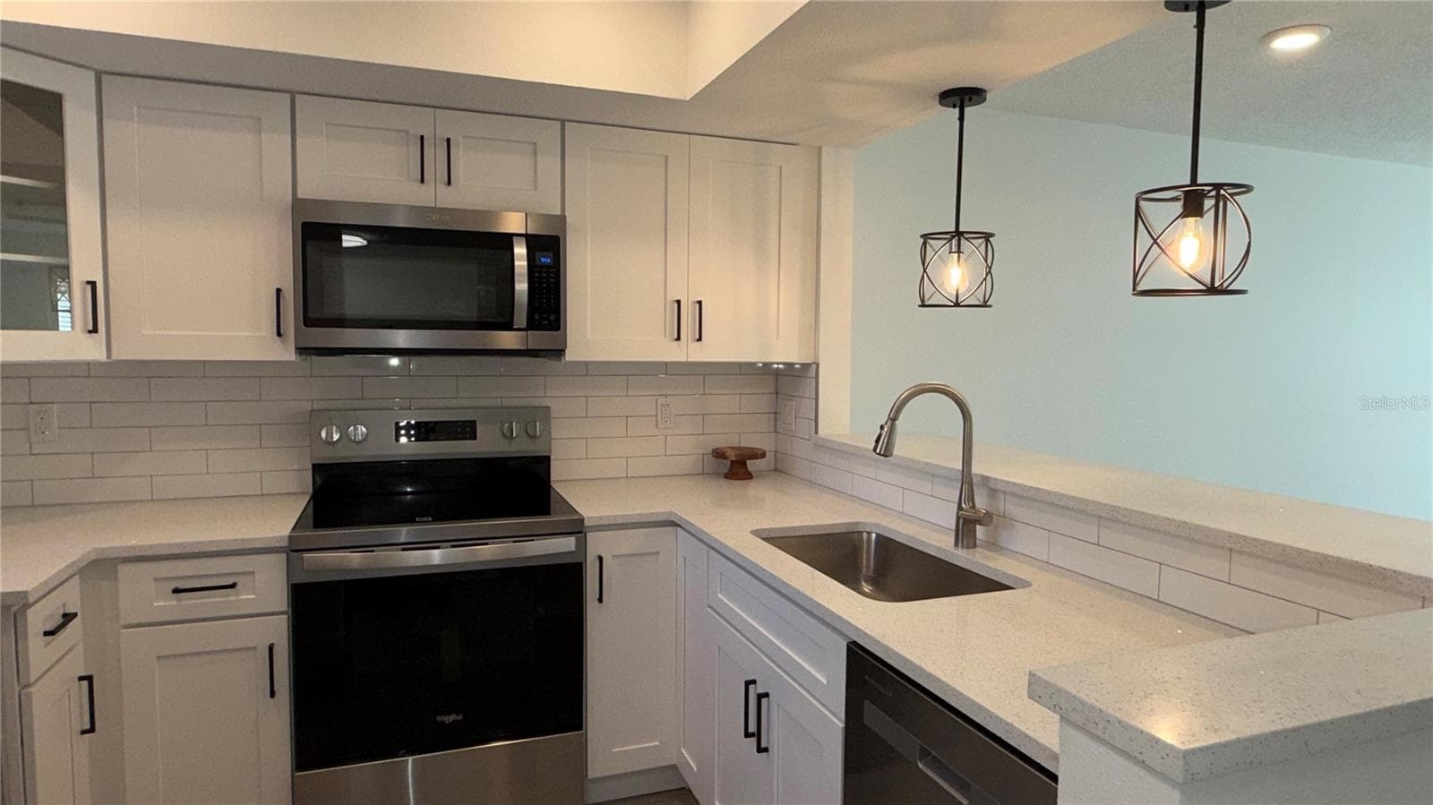 Condominium at 4805 ALT 19 #311, PALM HARBOR, photo 4 of 34