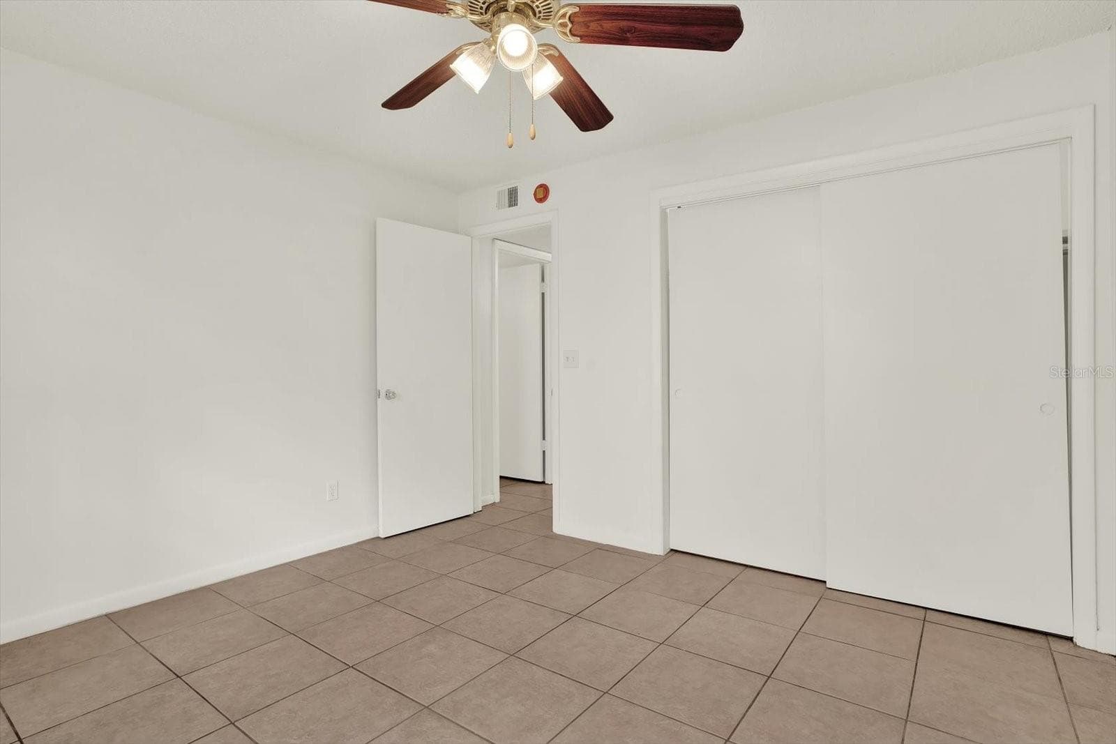 Bedroom - 9130 TUDOR DR #M105, TAMPA