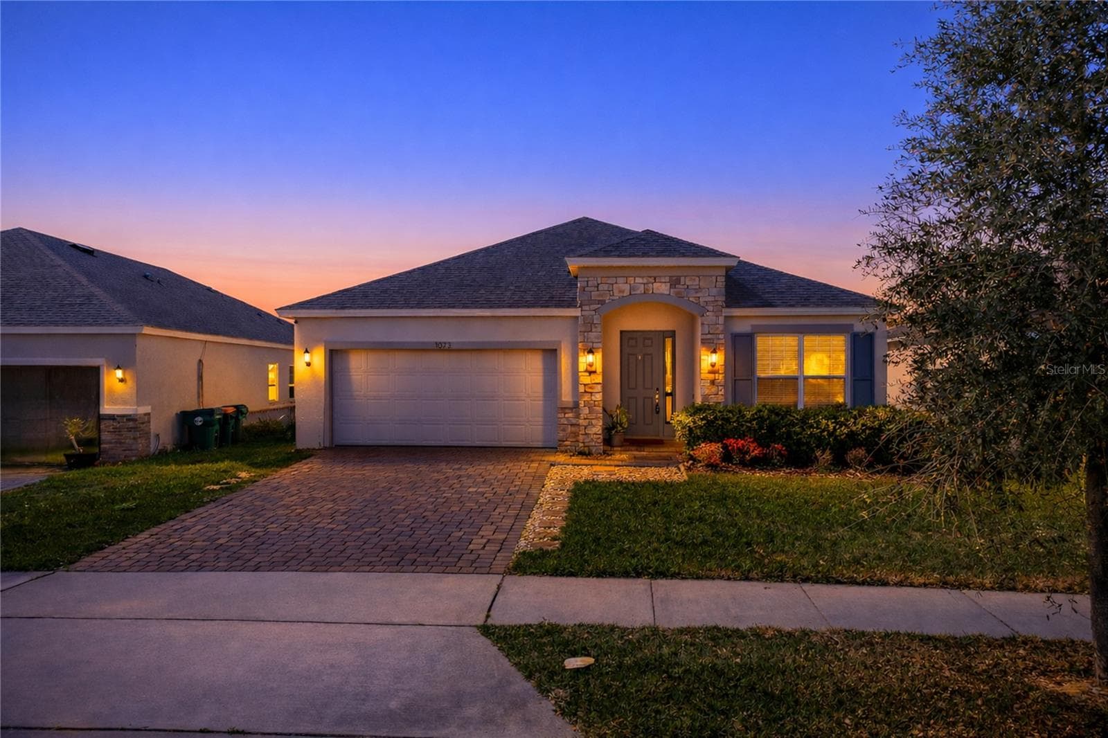 Single Family Residence at 1073 CHELAN FALLS DR, DELAND, photo 2 of 44