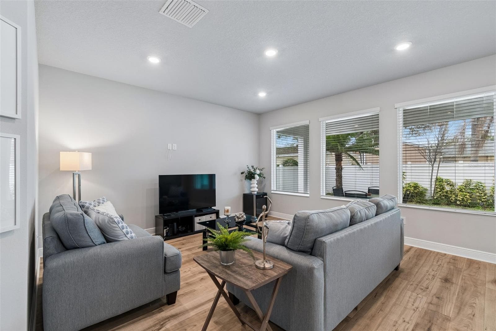 Great Room - 3920 W LEMON ST, TAMPA