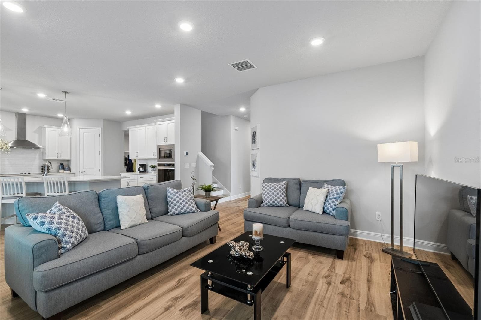 Single Family Residence at 3920 W LEMON ST, TAMPA, photo 15 of 55