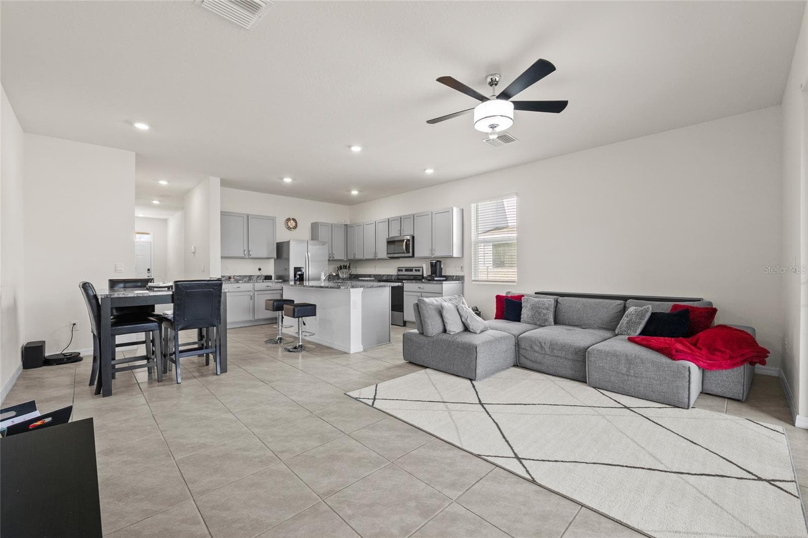 Townhouse at 1287 COLT CREEK PL, WESLEY CHAPEL, photo 11 of 36