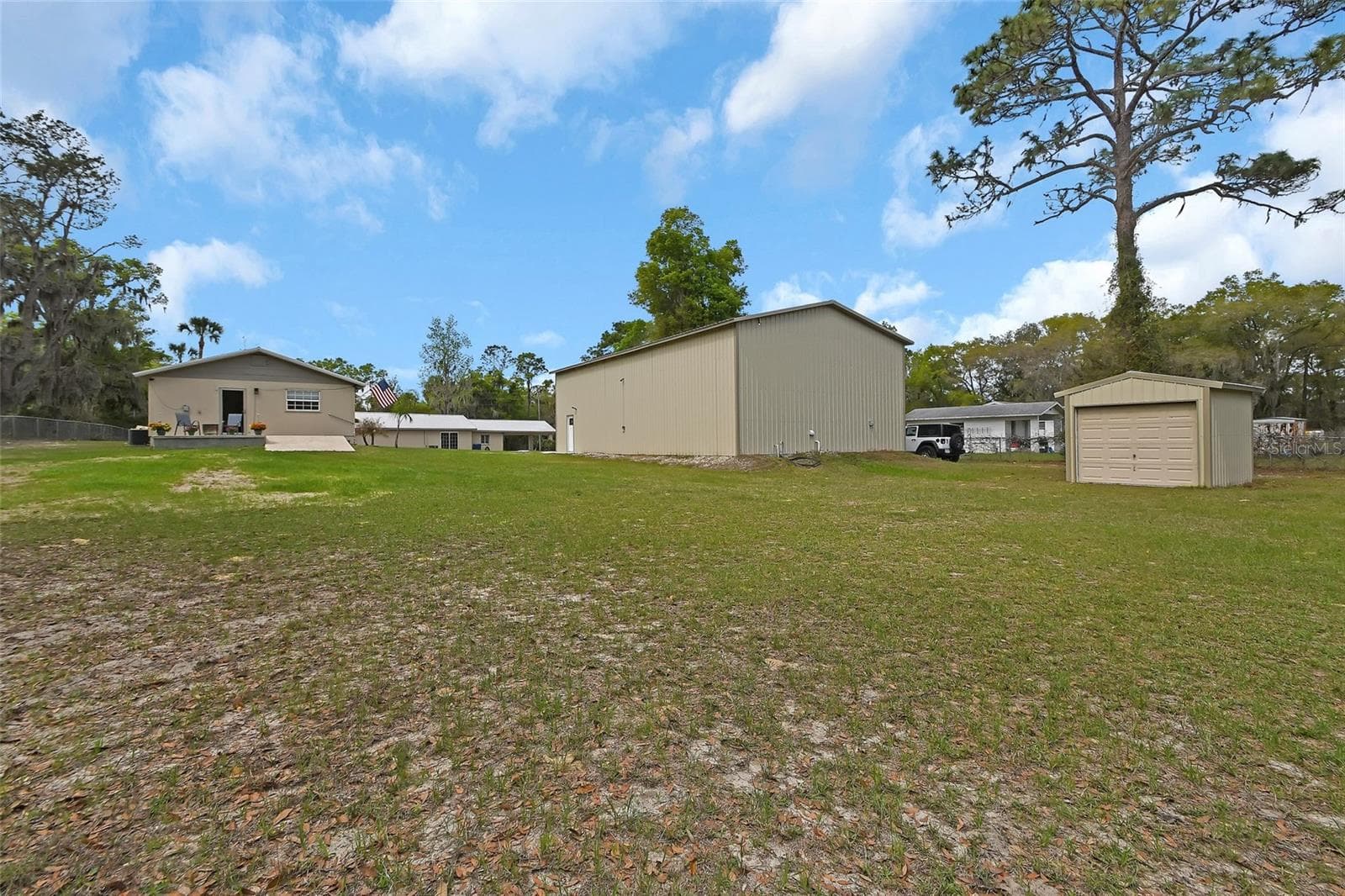looking fron back to front - 4611 GRAND AVE, DE LEON SPRINGS