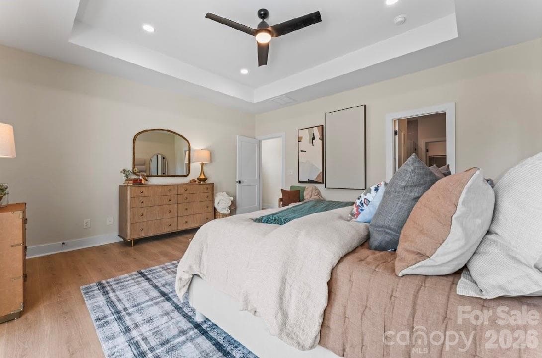 Primary Bedroom - Huntersville