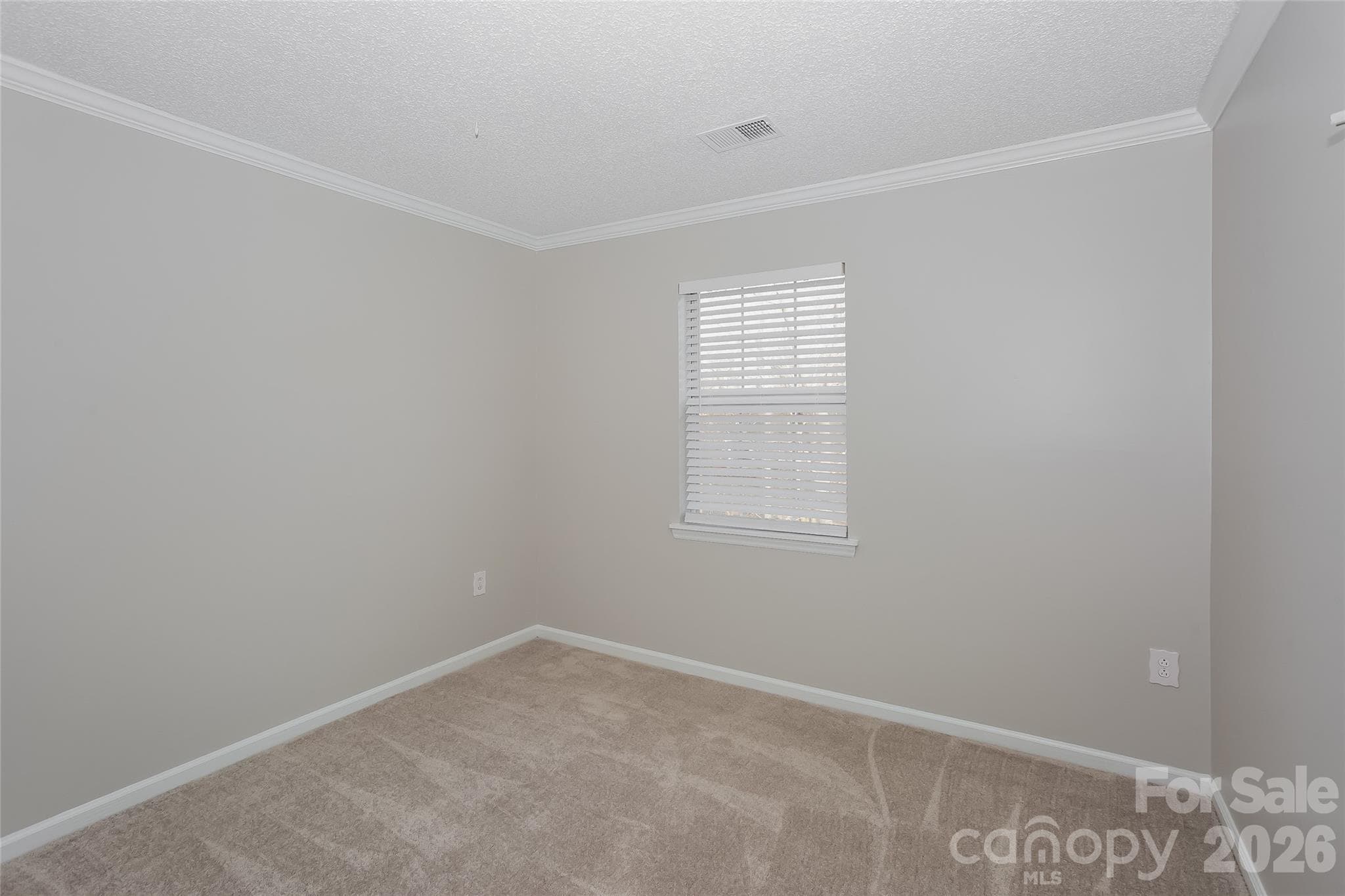 Single Family Residence at 7300 Reynard Lane, Charlotte, photo 7 of 11