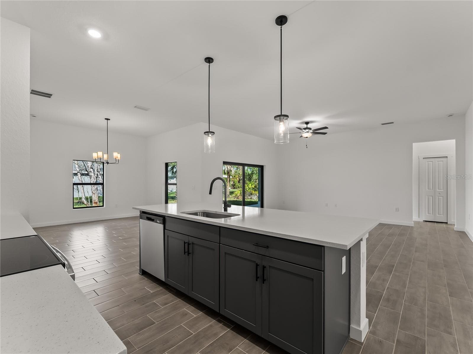 Kitchen - 4409 LACOCO ST, NORTH PORT
