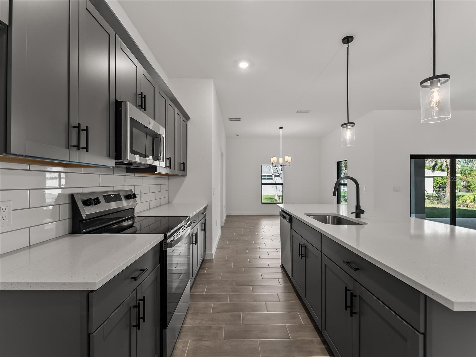 Kitchen - 4409 LACOCO ST, NORTH PORT