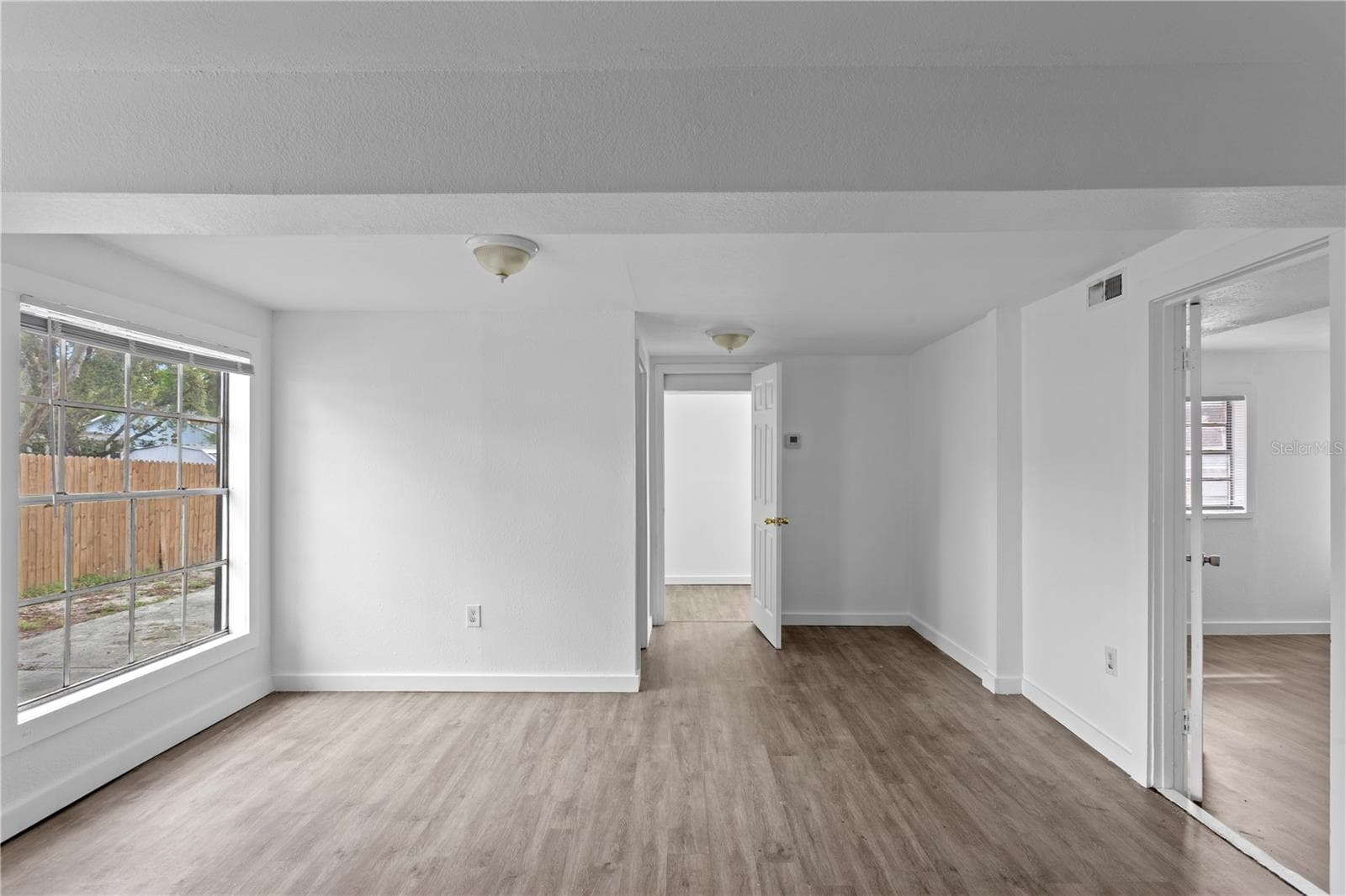 Duplex at 4103 N HOWARD AVE, TAMPA, photo 3 of 13
