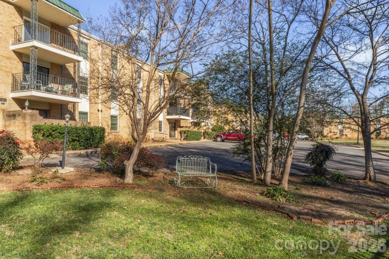 4747 Hedgemore Drive