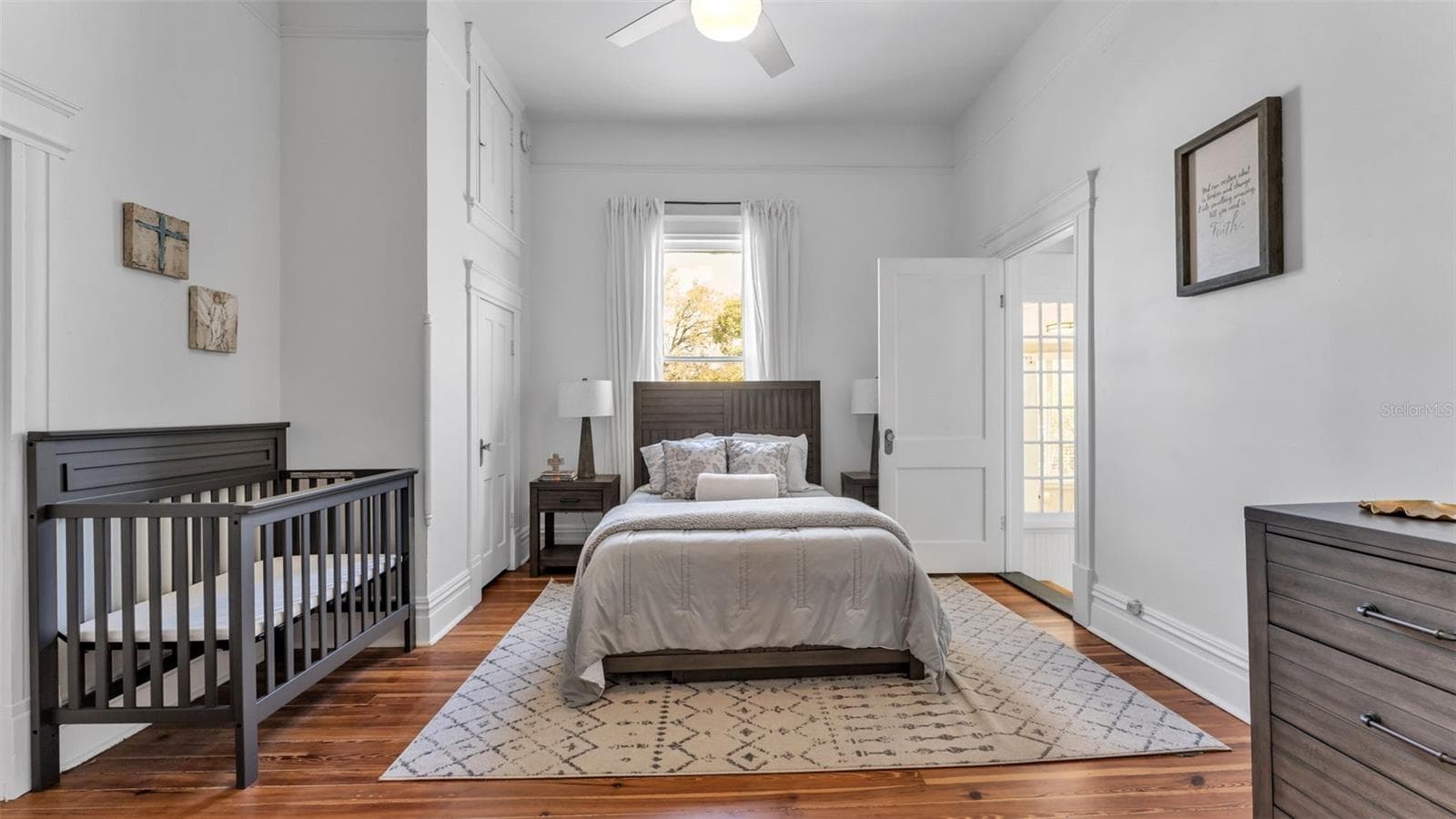 Upstairs Bedroom - 555 E STANFORD ST, BARTOW
