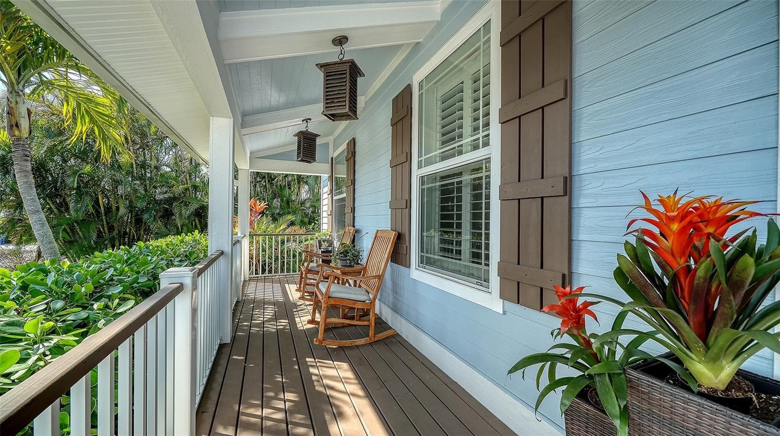 Single Family Residence at 605 N POINT DR, HOLMES BEACH, photo 7 of 92