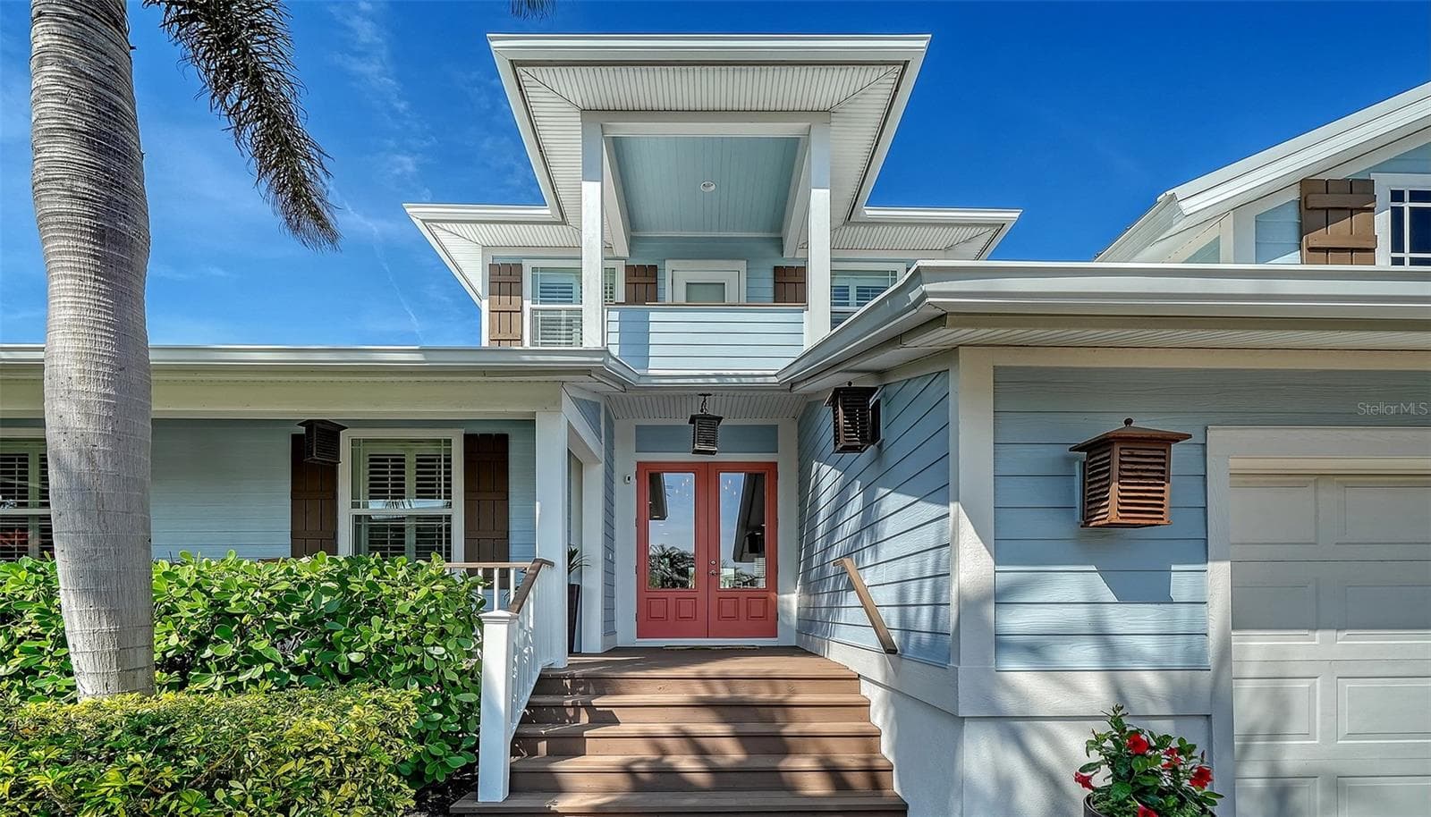 Single Family Residence at 605 N POINT DR, HOLMES BEACH, photo 11 of 92