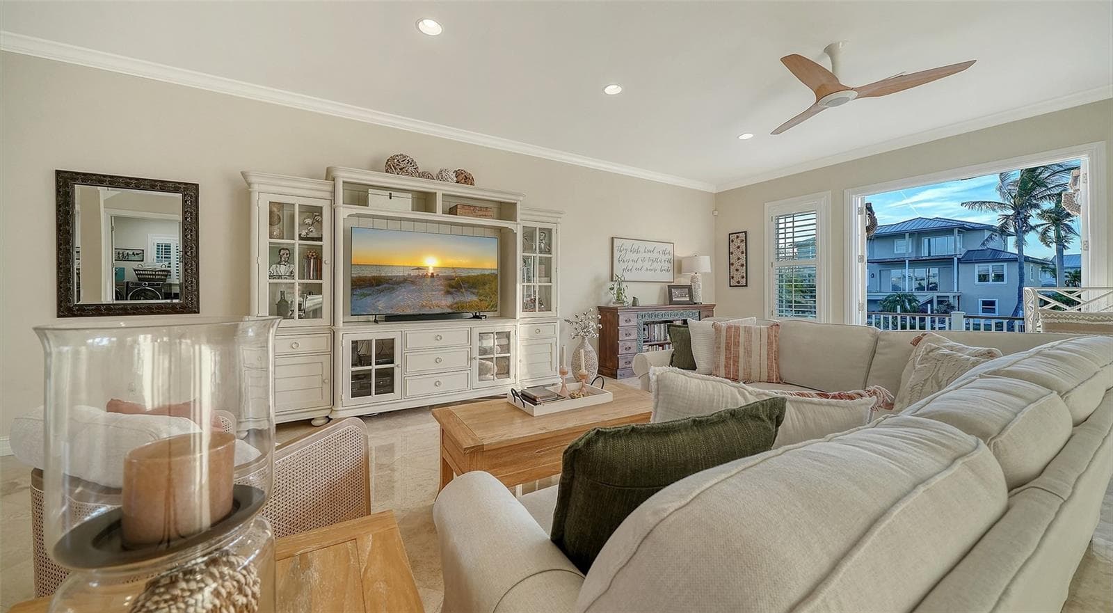 Single Family Residence at 605 N POINT DR, HOLMES BEACH, photo 24 of 92